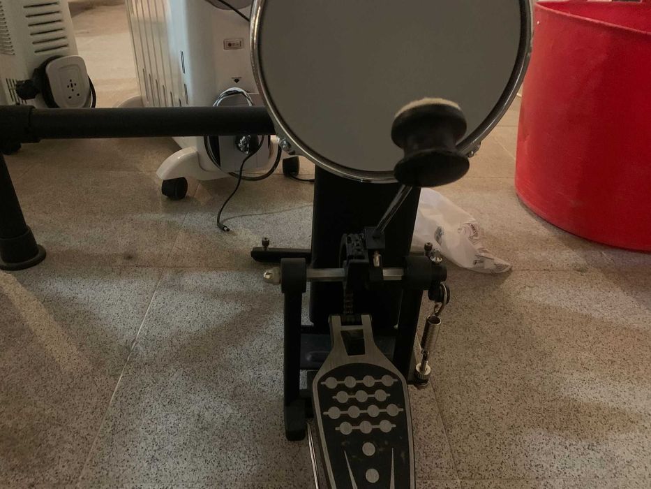 Bateria eletrónica Millenium MPS-850 E-Drum Set