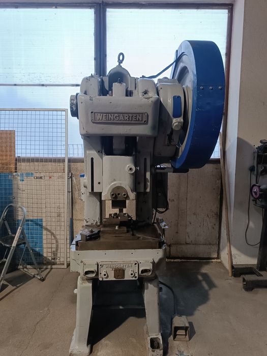 Prasa mimośrodowa 48 ton