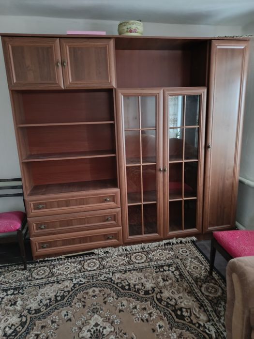 Меблева стінка б/у