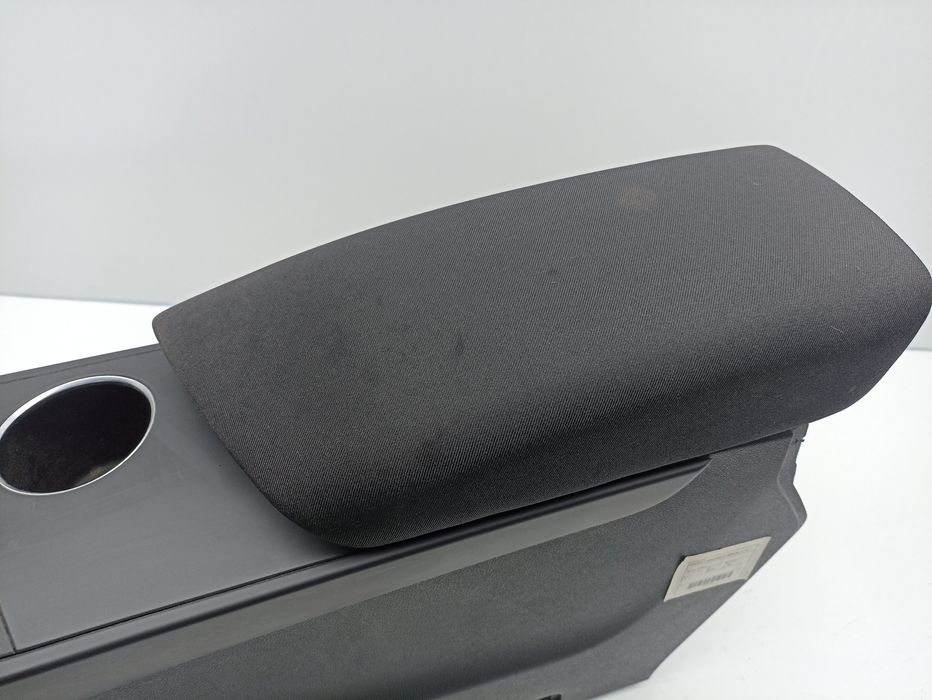 Apoio de braço RENAULT Megane IV (B9A/M_)