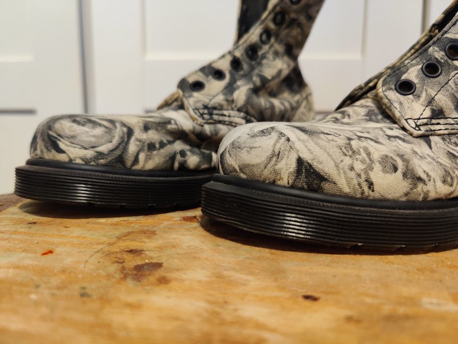 Buty Dr.Martens Beckett Skull Roses rozm. 36 stan BDB