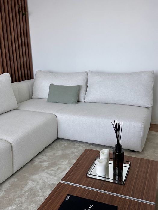 Sofa branco (como novo)