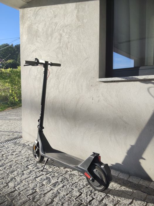 Trotinete Elétrica Xiaomi [Modelo, ex: Scooter 4] – Como Nova / Excelente Estado