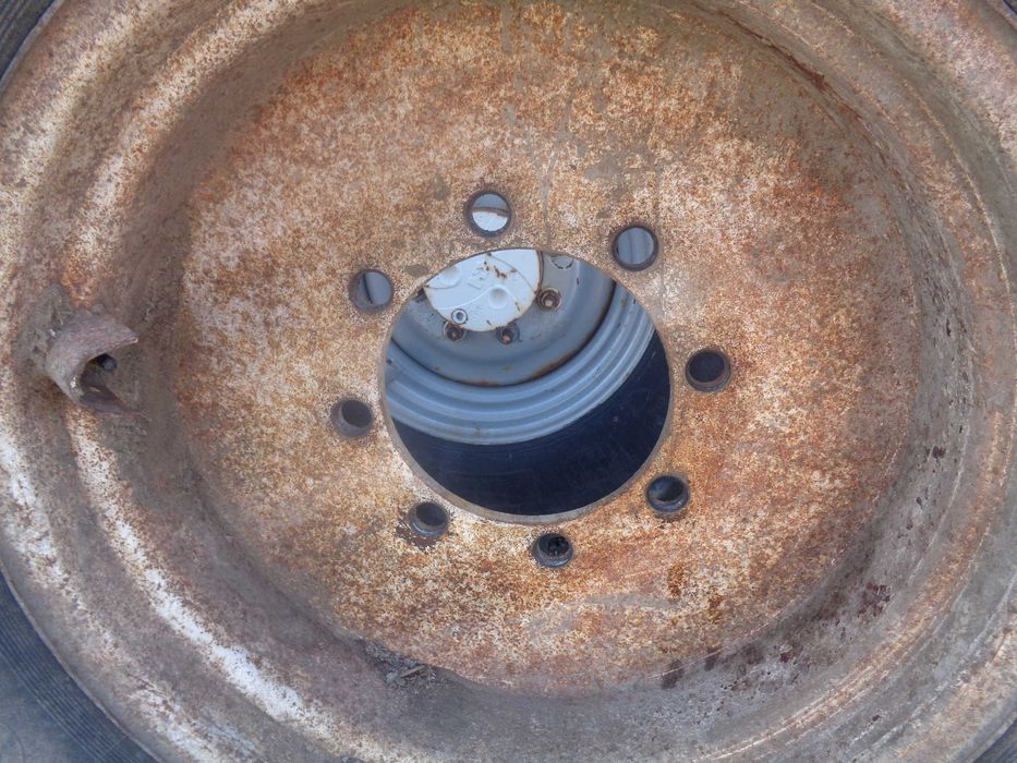 Koło opona +felga 420/70 R24 ; 460/70R24 Ładowarka Matbro