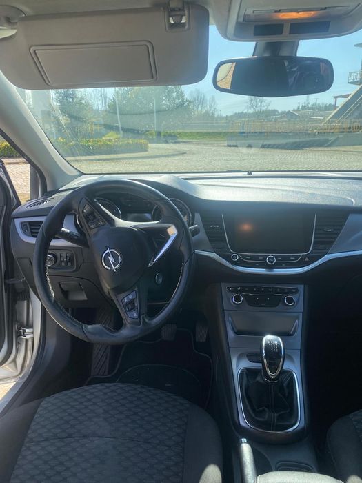 Opel astra  sports