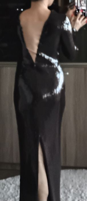 Вечірня жіноча сукня