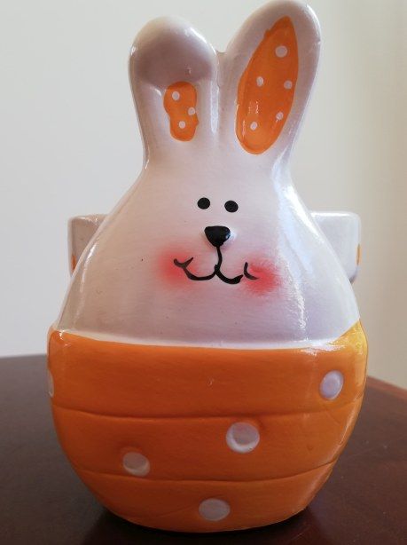 Osłonka na niewielką doniczkę - zajączek