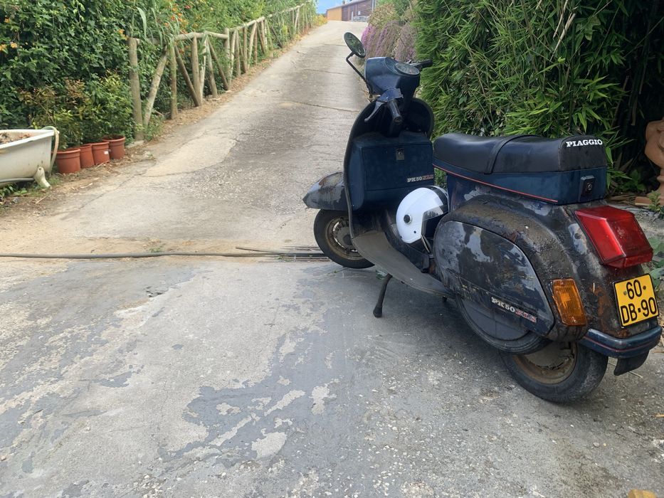 Vespa pk50 azul usada