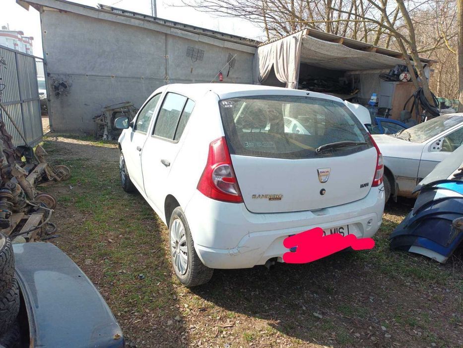 Дверь  Renault grand scenic 3  Dacia Logan MCV,dacia sandero largus