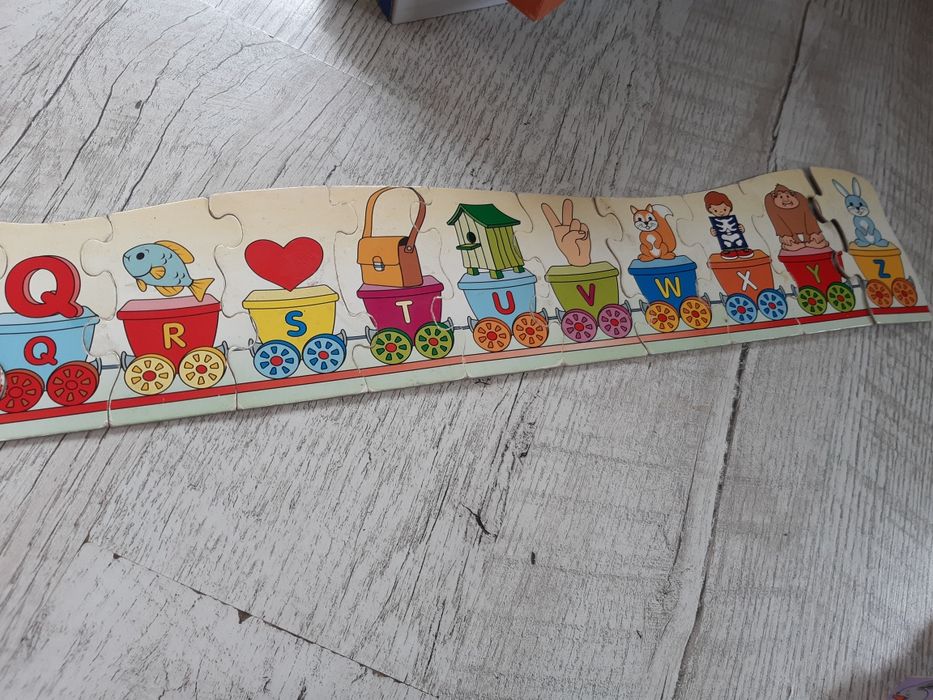 Nauka czytania puzzle