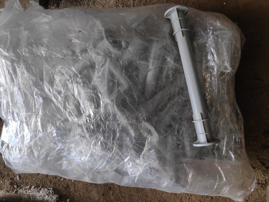 Rurki dystansowe szlaunkowe 24 cm