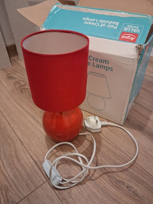 Czerwona lampka nocna porcelanowa