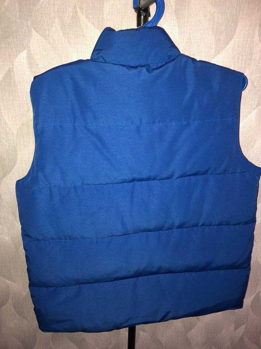 жилет Canada goose