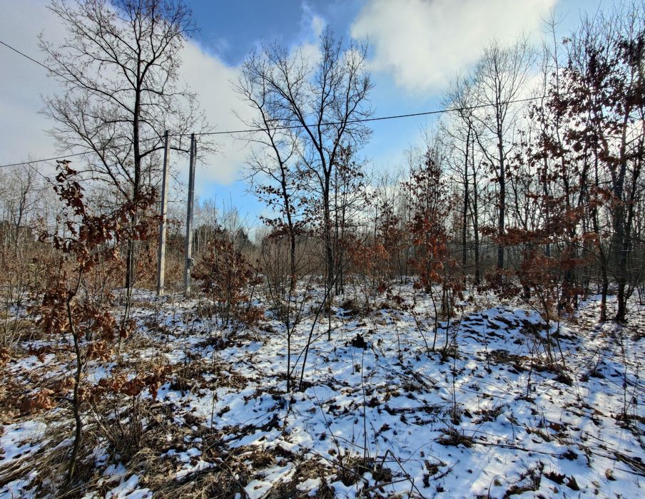 Продам ділянку 12 соток.Електроенергія! 15кВт(3 фази)