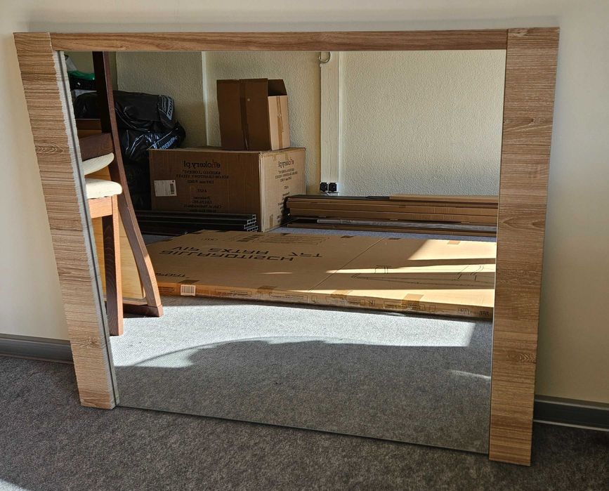 Lustro wiszące 102x82 cm