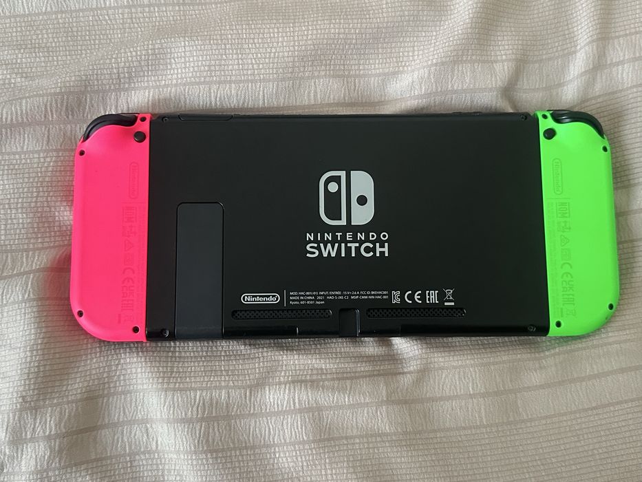 Консоль Nintendo Switch 1 с Splatoon 2