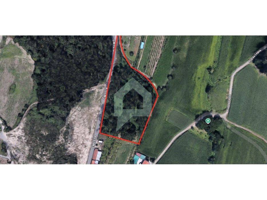 Terreno de construção em rio Covo S. Eulalia