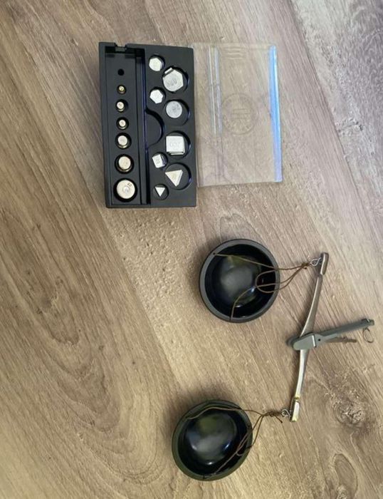 Waga jubilerska antyk