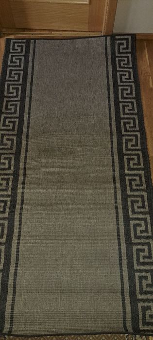 Chodnik sznurkowy obszyty