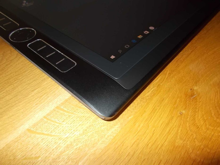 Wacom MobileStudio 16 4K ,DTH-W1620H i7-6567U 16GB 512 Dysk