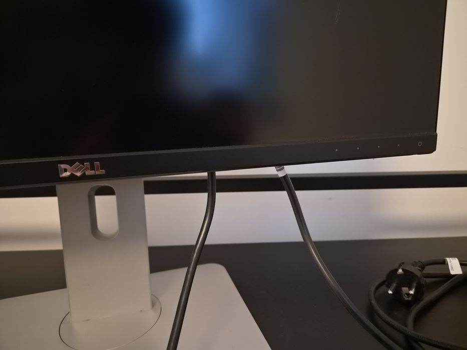 Monitor 24" LED Dell U2415