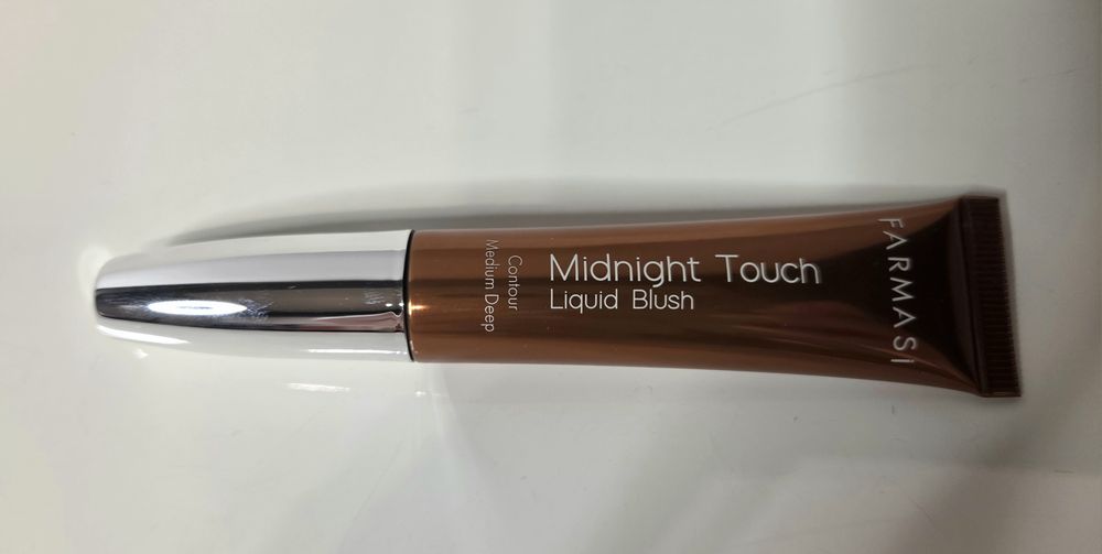 Medium Deep Średnio Ciemny Konturowanie Twarzy Midnight Touch