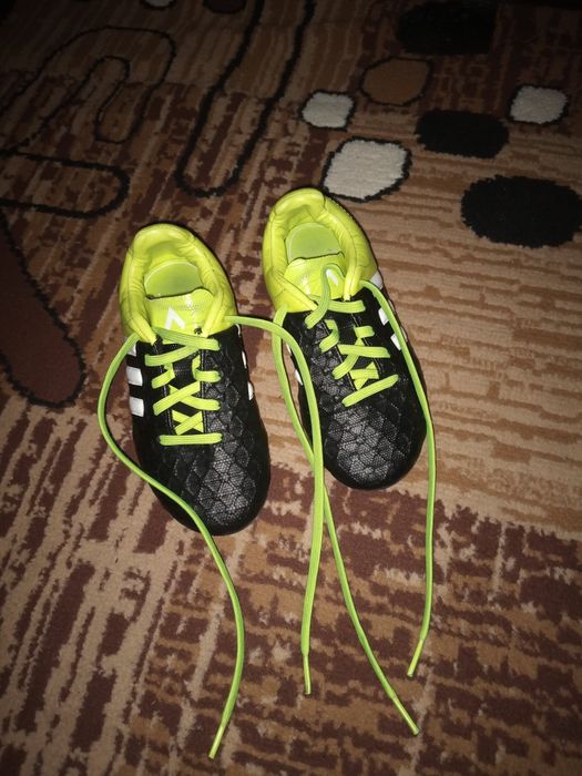 Дитячі бутси ADIDAS (не Китай) з довжиною устілки 14 сантиметрів