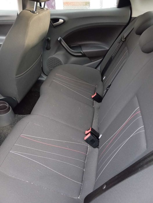 Vende- se Seat Ibiza 2011