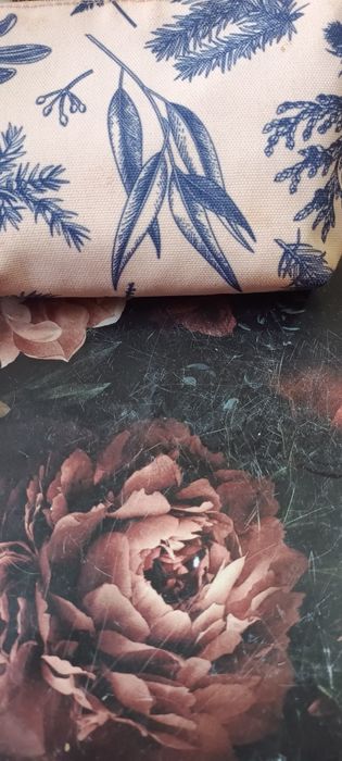 Sprzedam kosmetyczkę