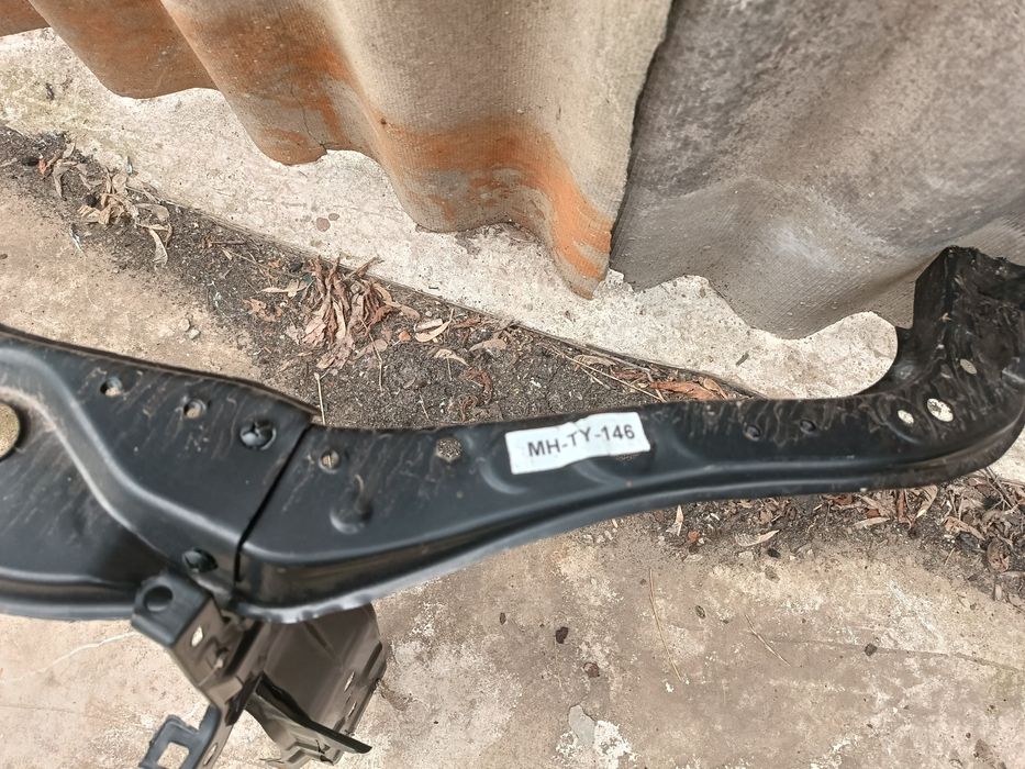 Передня панель Тойота Камрі 40