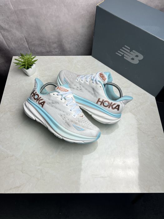 Кросівки Hoka Clifton 9 Розмір 42.5 Original Взуття
