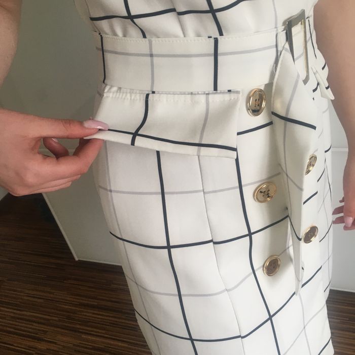 Sukienka  elegancka