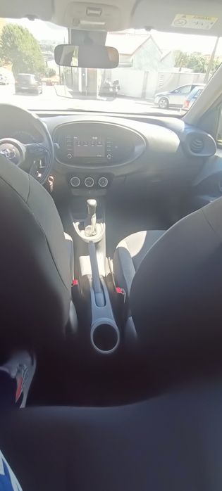 Toyota Aygo x cx automática 2023
