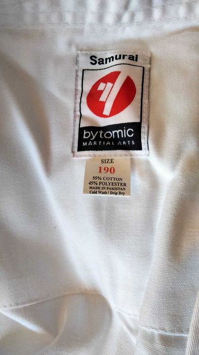 Fato de Taekwondo Adulto – Novo!
