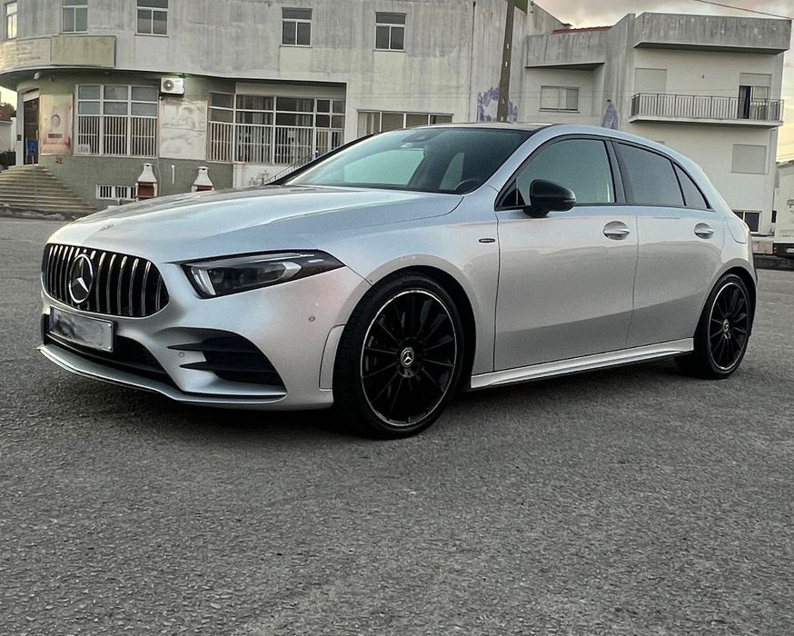 MERCEDES-BENZ A-250 AMG EDITION | 224cv | Full Extras | Gasolina | Nacional