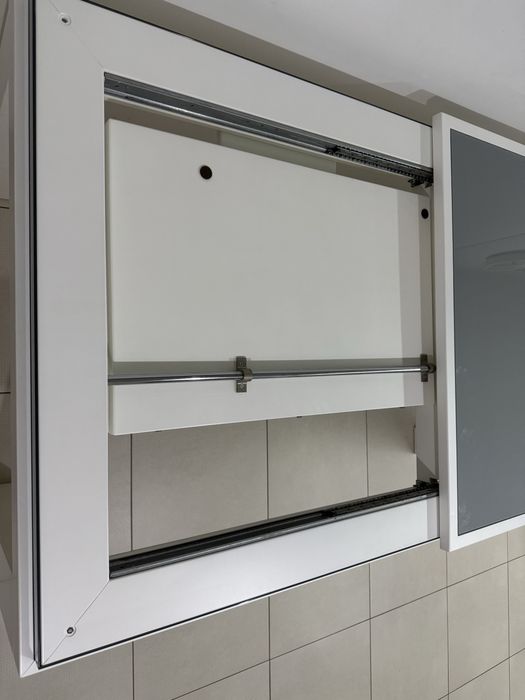 Mesa de sala em madeira lacada branca nova + conjunto de 6 cadeiras