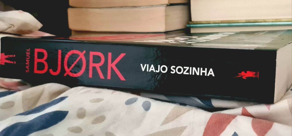 Viajo sozinha de Samuel Bjork