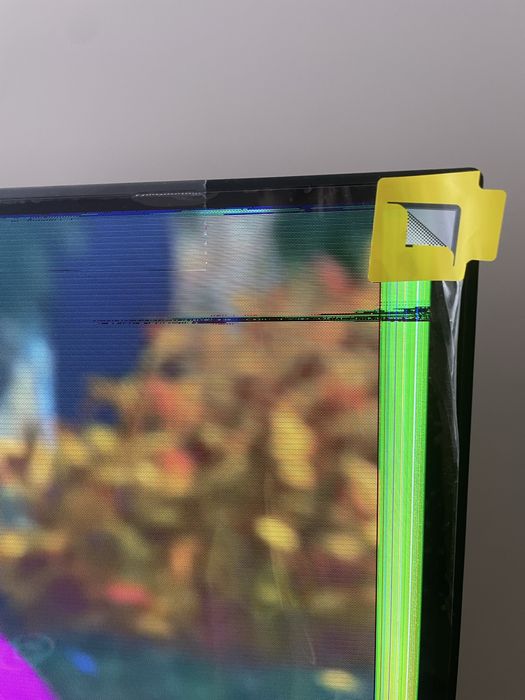Продам телевізор Hisense SMART TV 43 дюйми