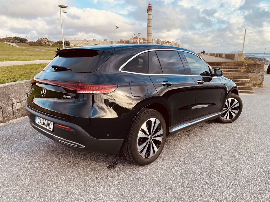 Mercedes EQC400 75mil kms IVA dedutível SOH 98,38%
