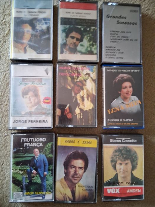 Vendo cassetes de varios artistas
