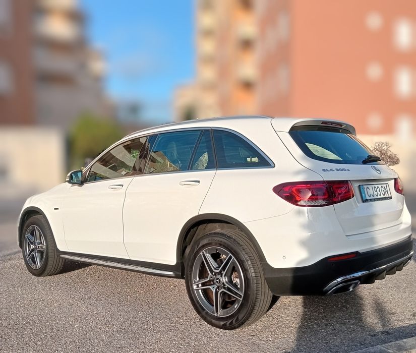 Mercedes-Benz GLC 300 — fotografia 3
