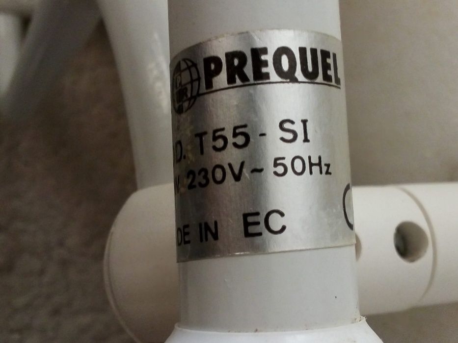 Toalheiro elétrico semi-novo