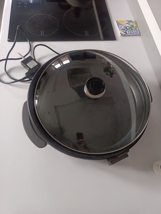 Patelnia elektryczna