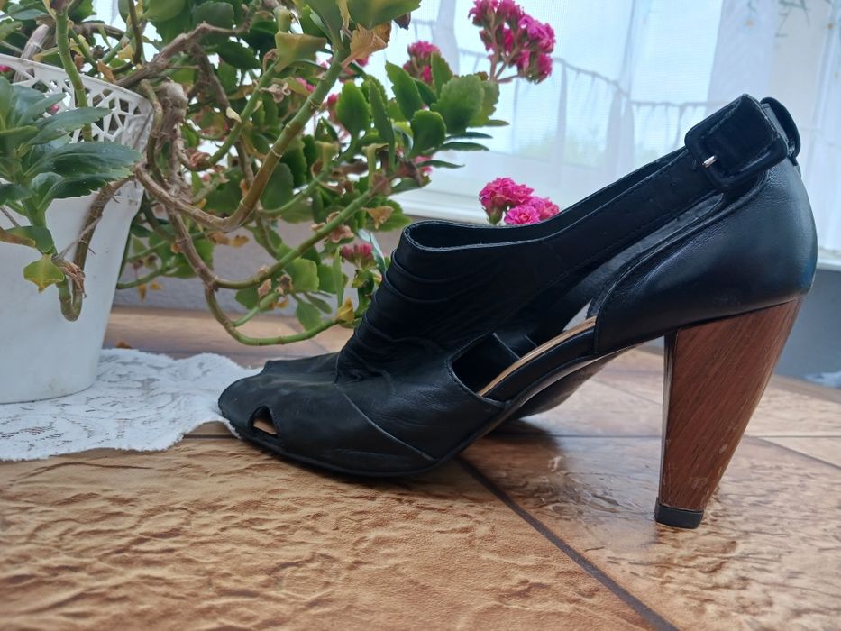 Buty damskie Ryłko r.38,5