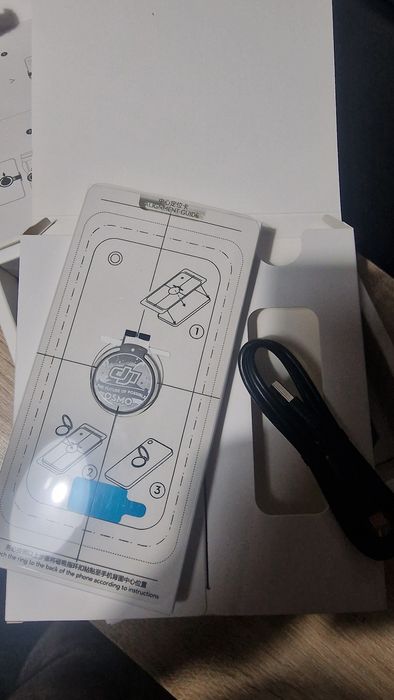 Gimbal dji Osmo Mobile 4 pro