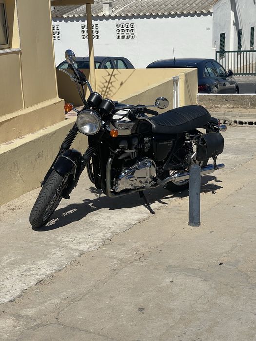 Triumph Boneville t100