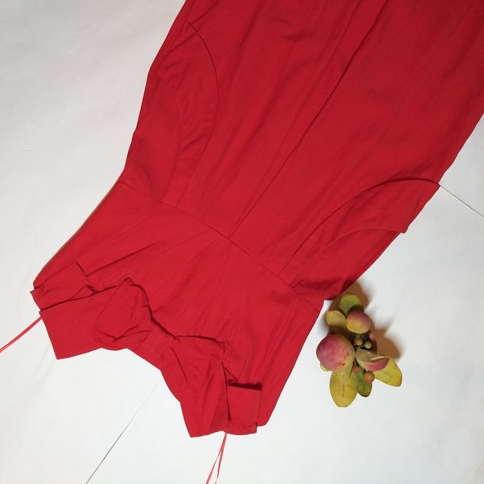 Плаття вечірнє червоне.