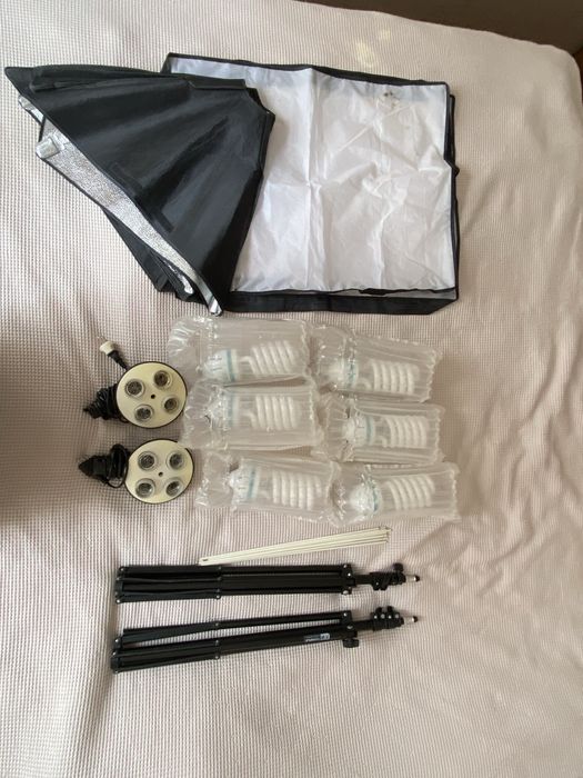 Студійне світло