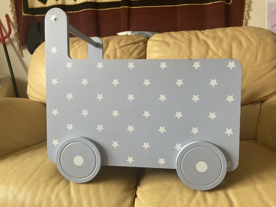 Carro porta brinquedos da  VERTBAUDET