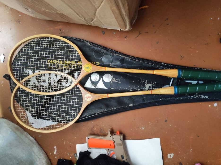 Ракетки для бадминтона